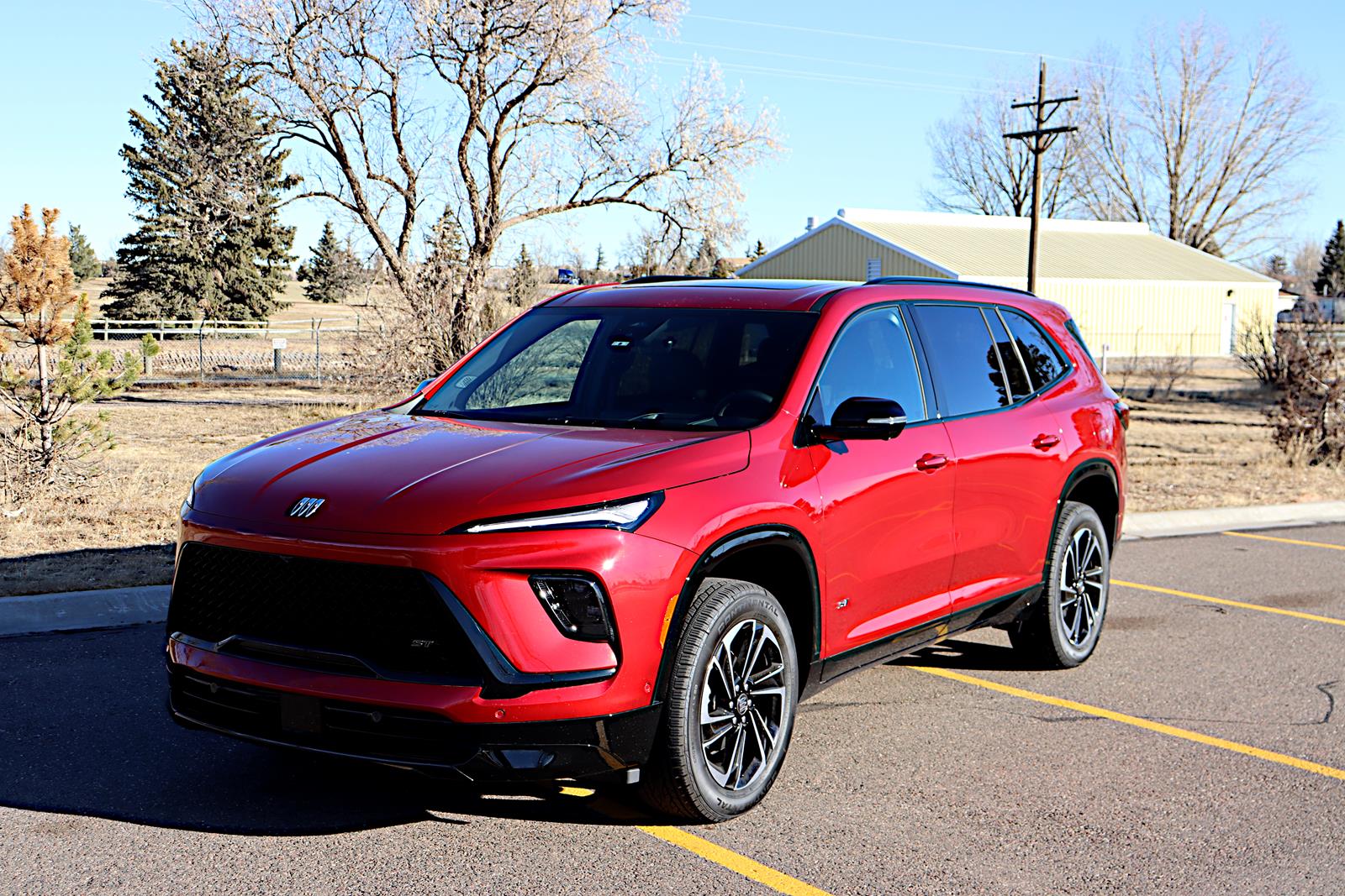 Buick’s 2026 Enclave: A Big SUV That’s Quiet, Comfortable.. and a Little Unexpected