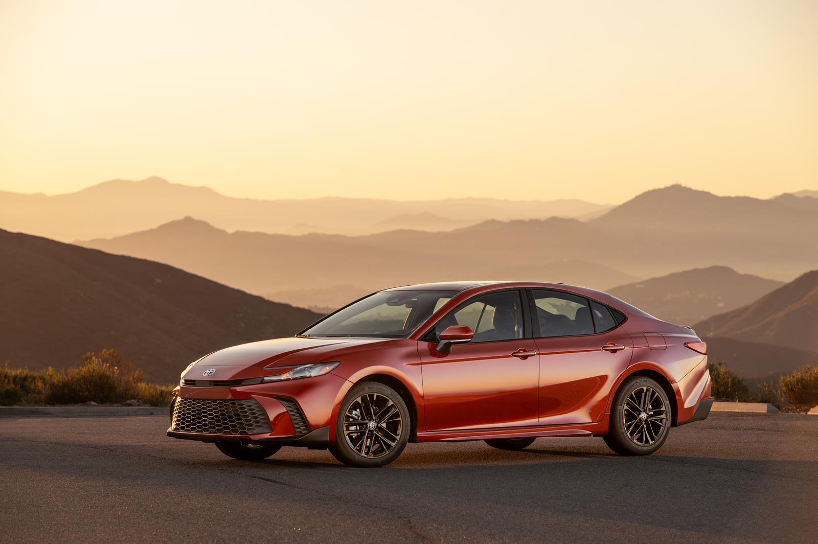 2026 Toyota Camry – Sensibly Excellent